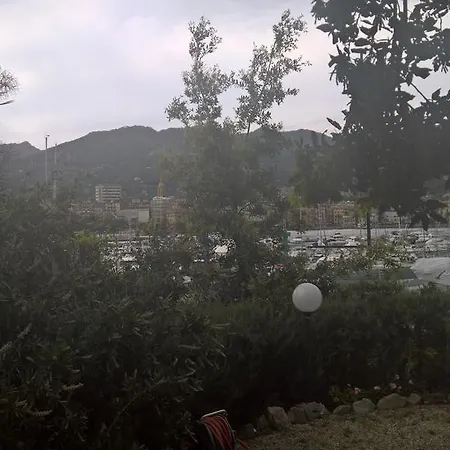 Mare Rapallo アパート